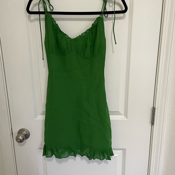 Reformation Esther Dress Kelly 💚 - Picture 4 of 6
